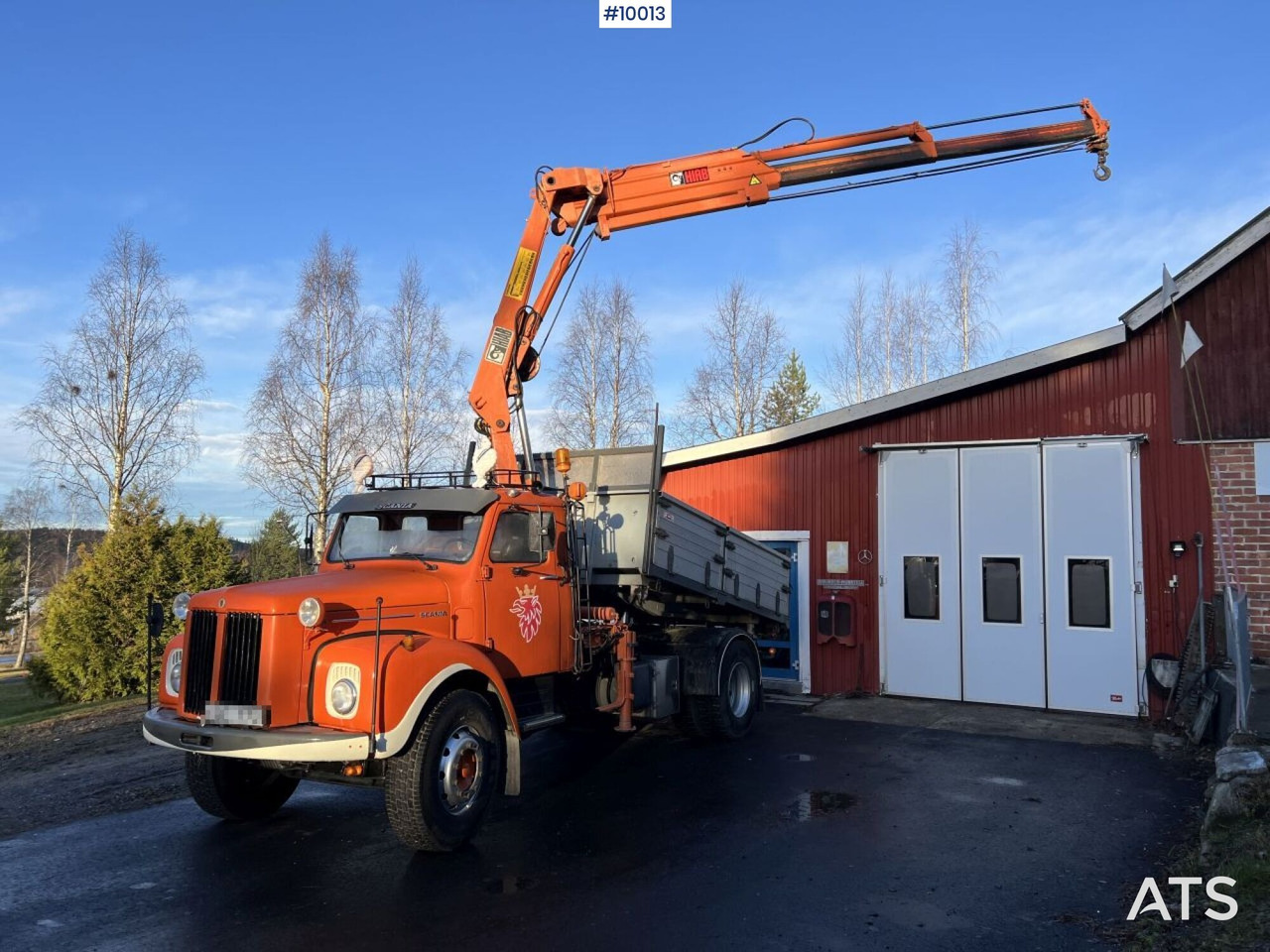 SCANIA L86 S46 Crane truck/tipper truck with attachments - Kipper vrachtwagen, Kraanwagen: afbeelding 1 SCANIA L86 S46 Crane truck/tipper truck with attachments - Kipper vrachtwagen, Kraanwagen: afbeelding 1