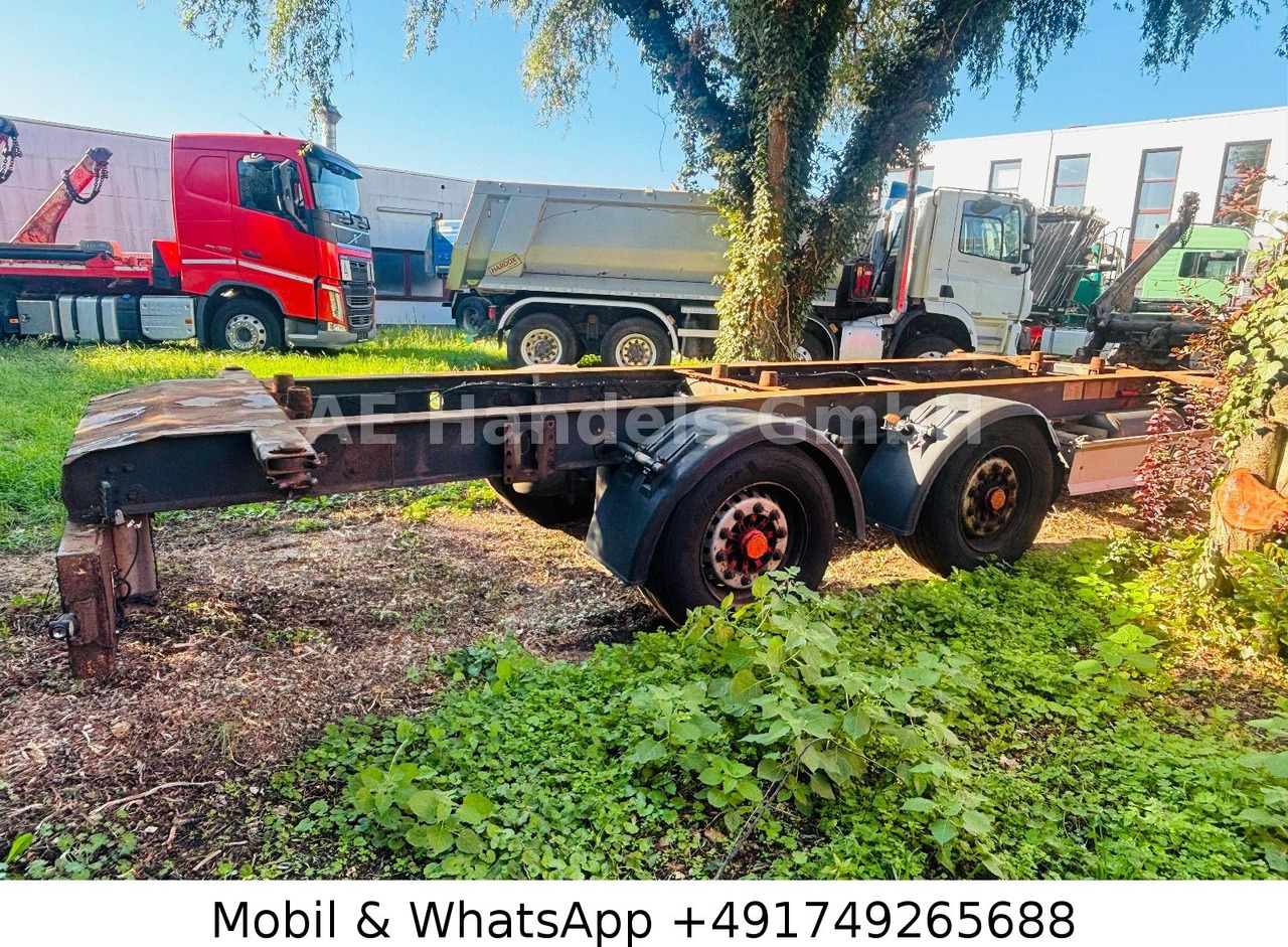 Fliegl TWP 180 Tandem Tiefgekoppelt *BWP/Scheibenbremse - Containertransporter/ Wissellaadbak aanhangwagen: afbeelding 3 Fliegl TWP 180 Tandem Tiefgekoppelt *BWP/Scheibenbremse - Containertransporter/ Wissellaadbak aanhangwagen: afbeelding 3