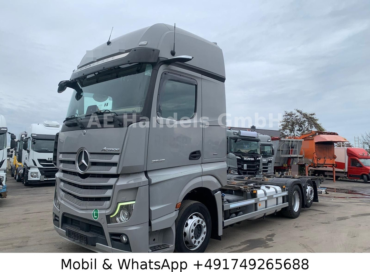 Mercedes-Benz Actros V 2545 BigSpace LL*Retarder/LBW/Lenk+Lift - Containertransporter/ Wissellaadbak vrachtwagen: afbeelding 1 Mercedes-Benz Actros V 2545 BigSpace LL*Retarder/LBW/Lenk+Lift - Containertransporter/ Wissellaadbak vrachtwagen: afbeelding 1