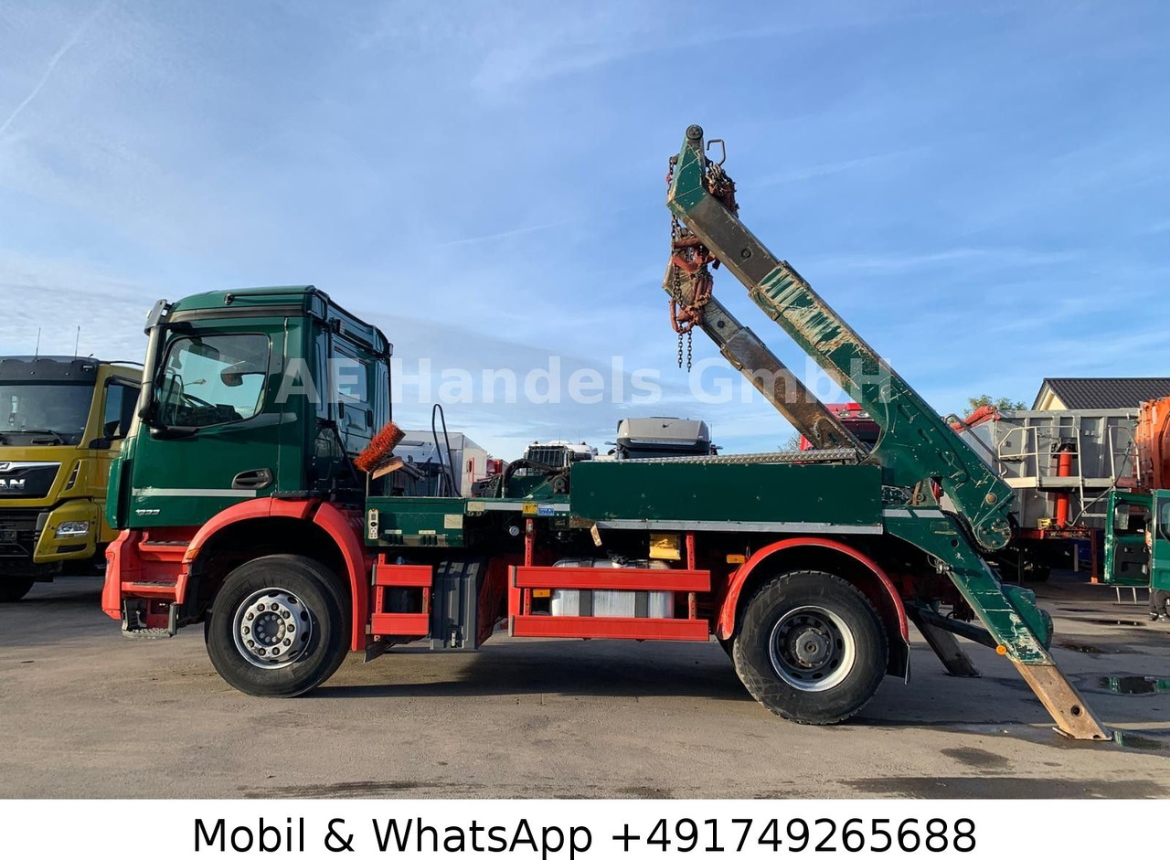 Mercedes-Benz Arocs 4 1833 ClassicSpace Meiller AK 12.T *Funk - Kipper vrachtwagen: afbeelding 3 Mercedes-Benz Arocs 4 1833 ClassicSpace Meiller AK 12.T *Funk - Kipper vrachtwagen: afbeelding 3