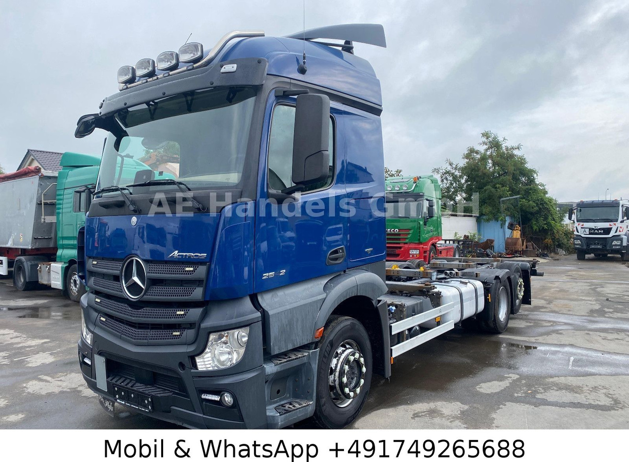 Mercedes-Benz Benz Actros IV 2542 L LL 6x2 *Retarder/Lift/LDW - Containertransporter/ Wissellaadbak vrachtwagen: afbeelding 3 Mercedes-Benz Benz Actros IV 2542 L LL 6x2 *Retarder/Lift/LDW - Containertransporter/ Wissellaadbak vrachtwagen: afbeelding 3