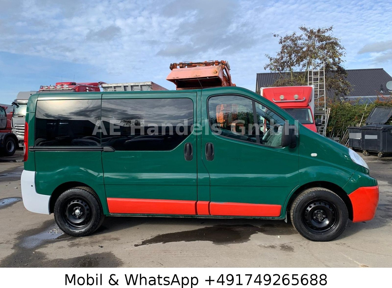 Renault Trafic Combi 9 Sitzer *Klima/Radio/1xSchiebetür - Personenvervoer: afbeelding 2 Renault Trafic Combi 9 Sitzer *Klima/Radio/1xSchiebetür - Personenvervoer: afbeelding 2