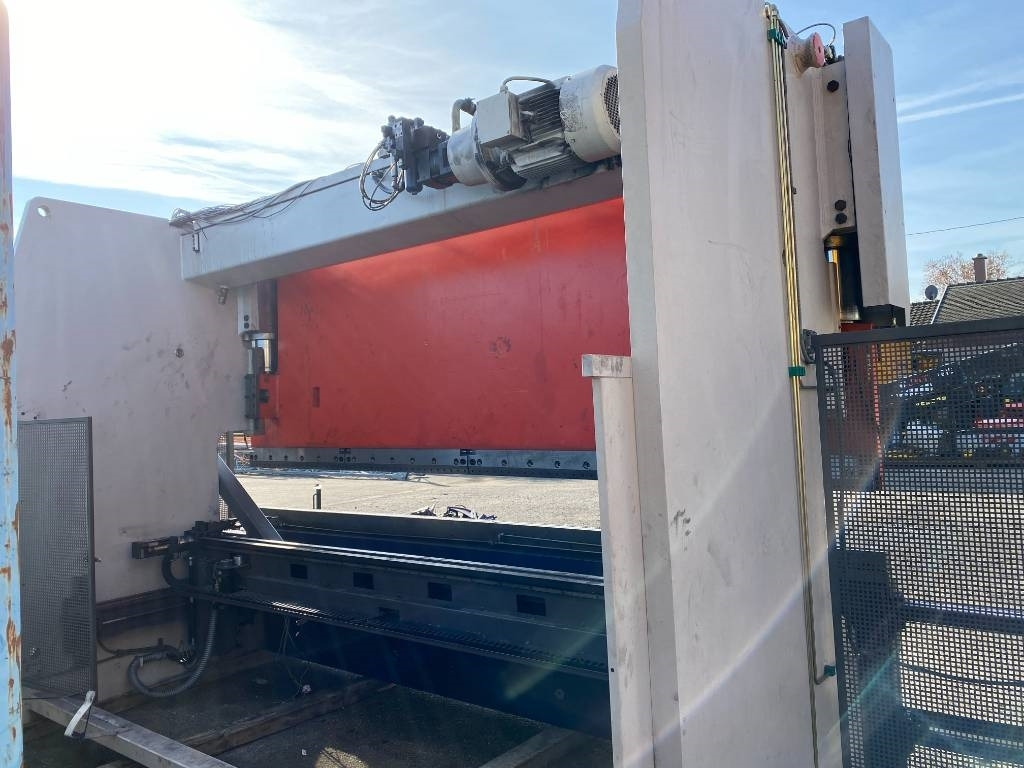 BEYELER Presse/Plieuse PR6 2000KNx4100MM endommagé - Metaalbewerkingsmachine: afbeelding 3 BEYELER Presse/Plieuse PR6 2000KNx4100MM endommagé - Metaalbewerkingsmachine: afbeelding 3