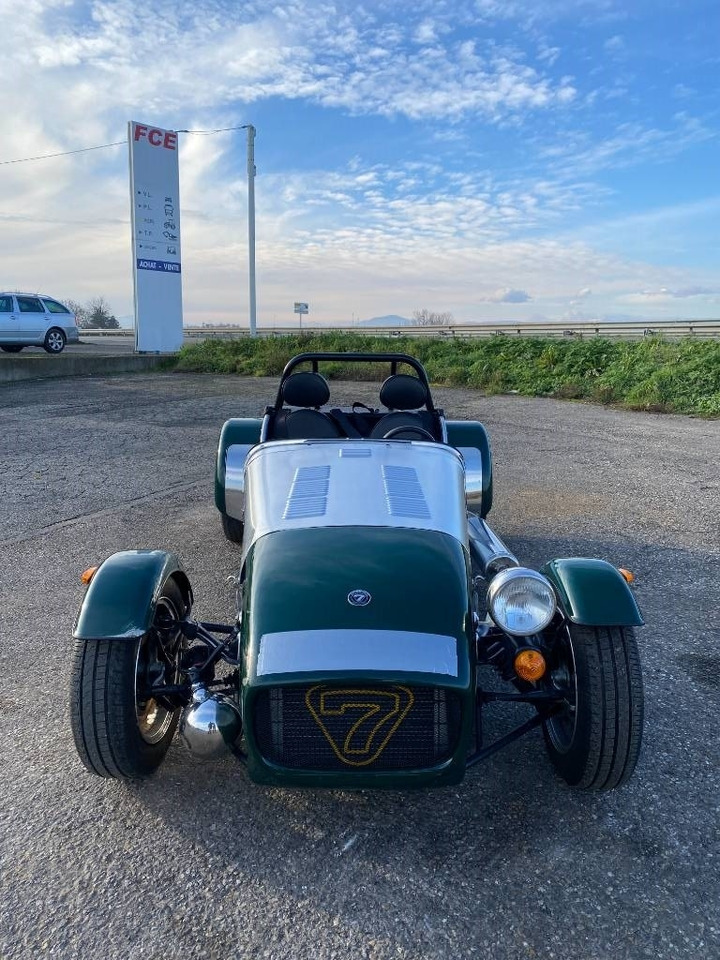CATERHAM SEVEN 170 0.7- Turbo 84Ps endommagée - Personenwagen: afbeelding 2 CATERHAM SEVEN 170 0.7- Turbo 84Ps endommagée - Personenwagen: afbeelding 2