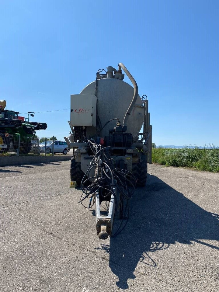Fliegl WFG10100/Châssis Porteur-Citerne 24000Litres - Mesttank: afbeelding 2 Fliegl WFG10100/Châssis Porteur-Citerne 24000Litres - Mesttank: afbeelding 2