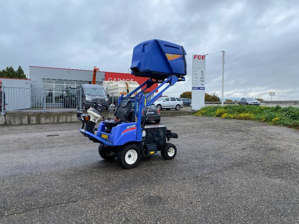 Iseki SF 235F 1er Main endommagée - Gazonmaaier: afbeelding 2 Iseki SF 235F 1er Main endommagée - Gazonmaaier: afbeelding 2