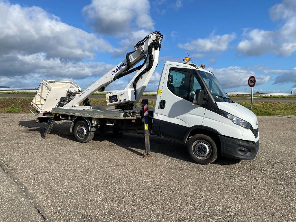 Iveco DAILY 35-140S / 2.3 Multijet 136-OIL&STEEL - Vrachtwagen hoogwerker: afbeelding 5 Iveco DAILY 35-140S / 2.3 Multijet 136-OIL&STEEL - Vrachtwagen hoogwerker: afbeelding 5