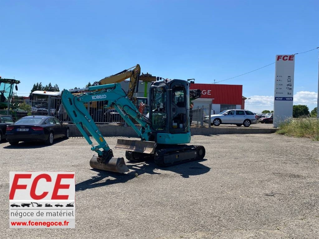 Kobelco SK28SR-6E 1er Main Origine Française endommagée - Minigraafmachine: afbeelding 1 Kobelco SK28SR-6E 1er Main Origine Française endommagée - Minigraafmachine: afbeelding 1