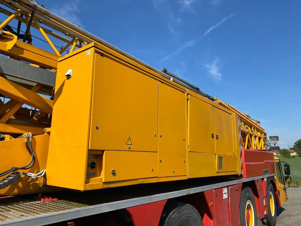 Mobiele kraan Liebherr MK 88 Certificat CE / 1er Main endommagée: afbeelding 44