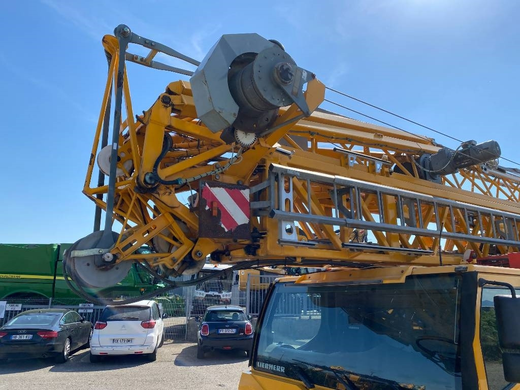Mobiele kraan Liebherr MK 88 Certificat CE / 1er Main endommagée: afbeelding 19