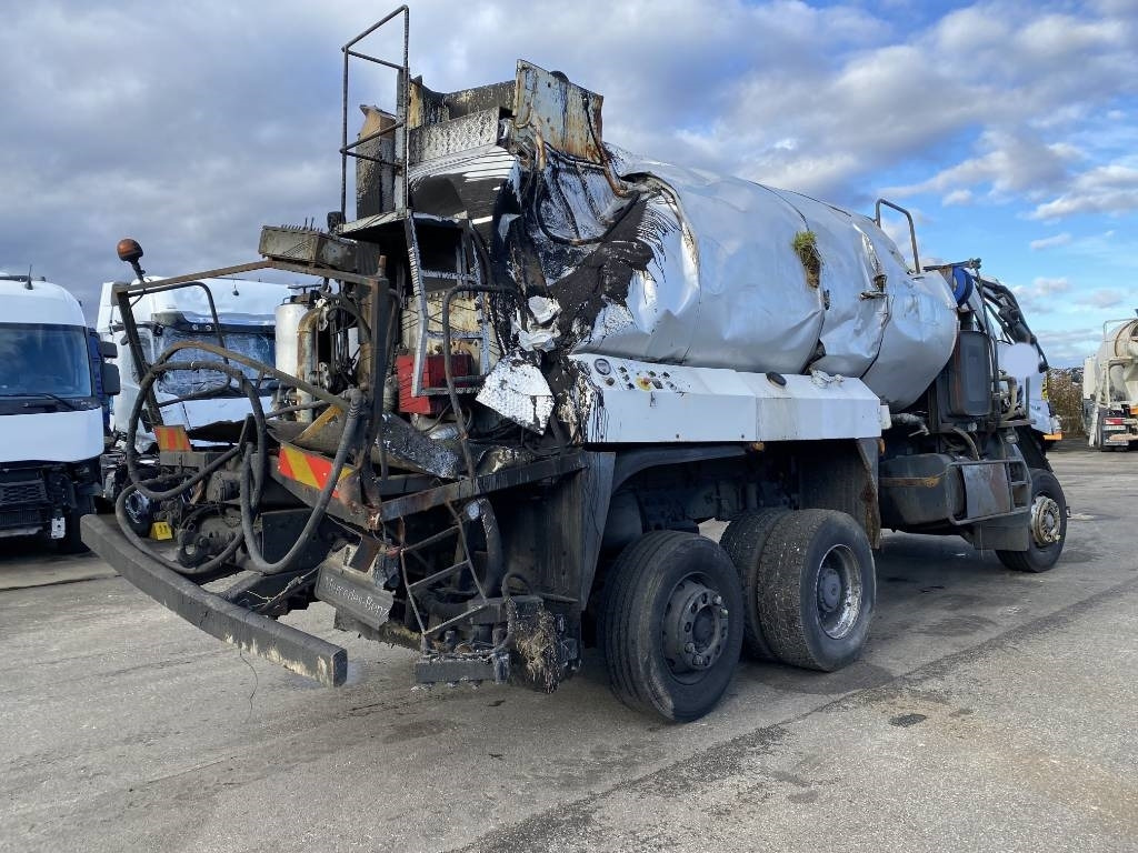 Mercedes-Benz ACTROS Mp2 2536/6x2 BVM -ACMAR CRAON Z12341 - Tankwagen: afbeelding 4 Mercedes-Benz ACTROS Mp2 2536/6x2 BVM -ACMAR CRAON Z12341 - Tankwagen: afbeelding 4