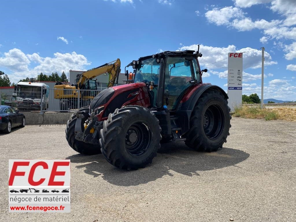 Valtra N 175 / DIRECT Variation Continue endommagé - Tractor: afbeelding 1 Valtra N 175 / DIRECT Variation Continue endommagé - Tractor: afbeelding 1
