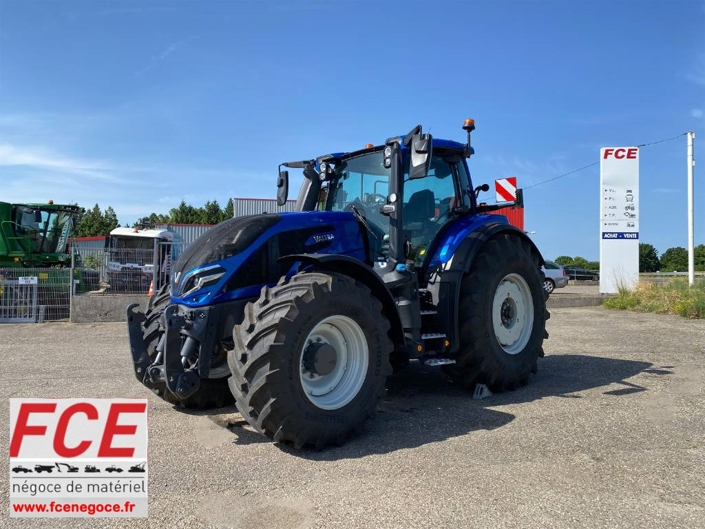 Valtra Q 285 Carte Grise Française 1er Main endommagé - Tractor: afbeelding 1 Valtra Q 285 Carte Grise Française 1er Main endommagé - Tractor: afbeelding 1