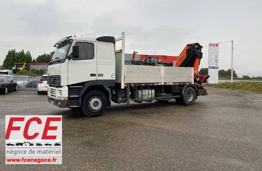 Volvo FH 380 PALFINGER PK 36002 Performance endommagé  - Kraanwagen: afbeelding 1 Volvo FH 380 PALFINGER PK 36002 Performance endommagé  - Kraanwagen: afbeelding 1