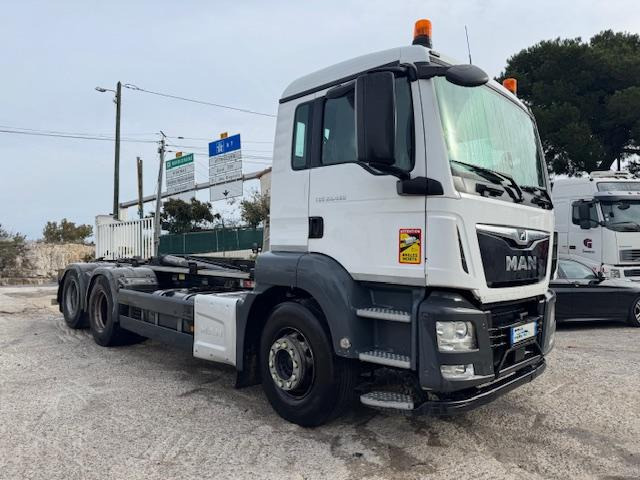 MAN TGS 28.460 AMPIROLL - Haakarmsysteem vrachtwagen: afbeelding 3 MAN TGS 28.460 AMPIROLL - Haakarmsysteem vrachtwagen: afbeelding 3