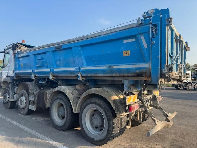 Mercedes AROCS 3240 BI BENNE - Kipper vrachtwagen: afbeelding 4 Mercedes AROCS 3240 BI BENNE - Kipper vrachtwagen: afbeelding 4
