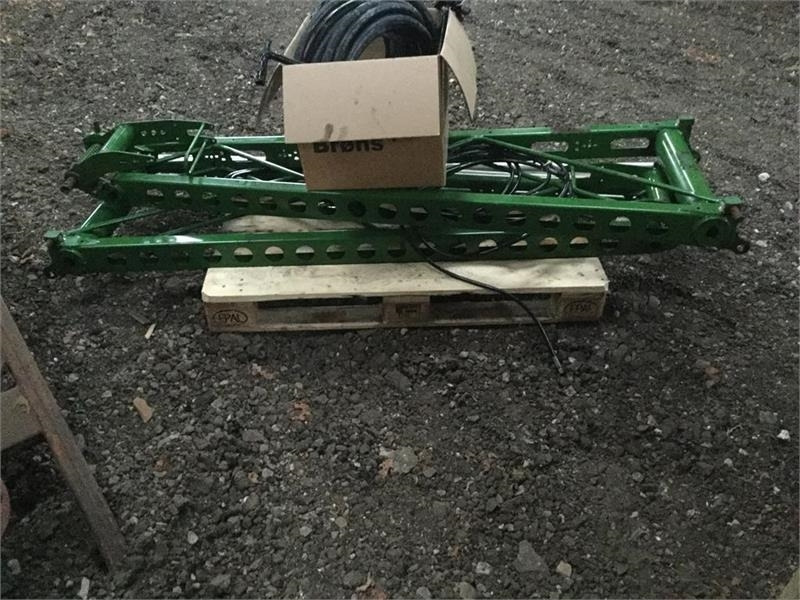 Amazone UG3000 - Getrokken veldspuit: afbeelding 1 Amazone UG3000 - Getrokken veldspuit: afbeelding 1