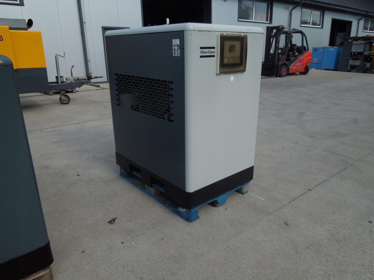 ATLAS COPCO FD410 - Luchtcompressor: afbeelding 1 ATLAS COPCO FD410 - Luchtcompressor: afbeelding 1