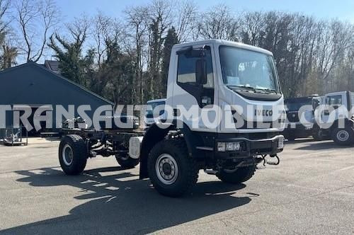Iveco Eurocargo ML150E24WS 5.9L TURBO DIESEL 4x4 EURO3 CHASSIS CAB - EXPORT OUT EU - Chassis vrachtwagen: afbeelding 4 Iveco Eurocargo ML150E24WS 5.9L TURBO DIESEL 4x4 EURO3 CHASSIS CAB - EXPORT OUT EU - Chassis vrachtwagen: afbeelding 4
