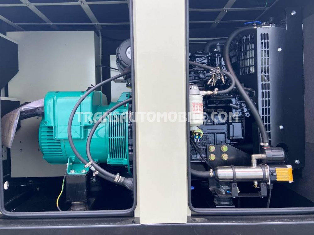 Perkins 15 kVA 1.5L DIESEL - EXPORT OUT EU - Industrie generator: afbeelding 5 Perkins 15 kVA 1.5L DIESEL - EXPORT OUT EU - Industrie generator: afbeelding 5