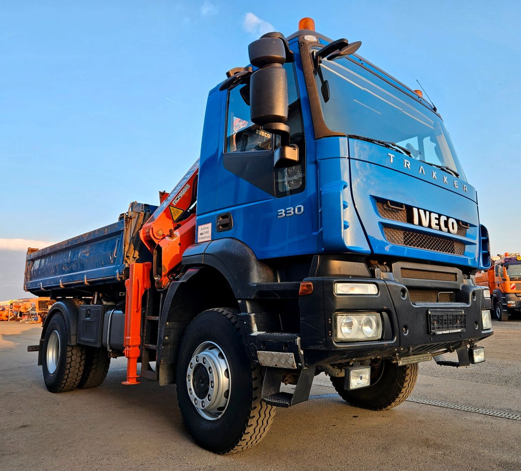 Kipper vrachtwagen, Kraanwagen Iveco Trakker 190T33 4x4 Euro5 Kran Atlas 120.2E Funk: afbeelding 9