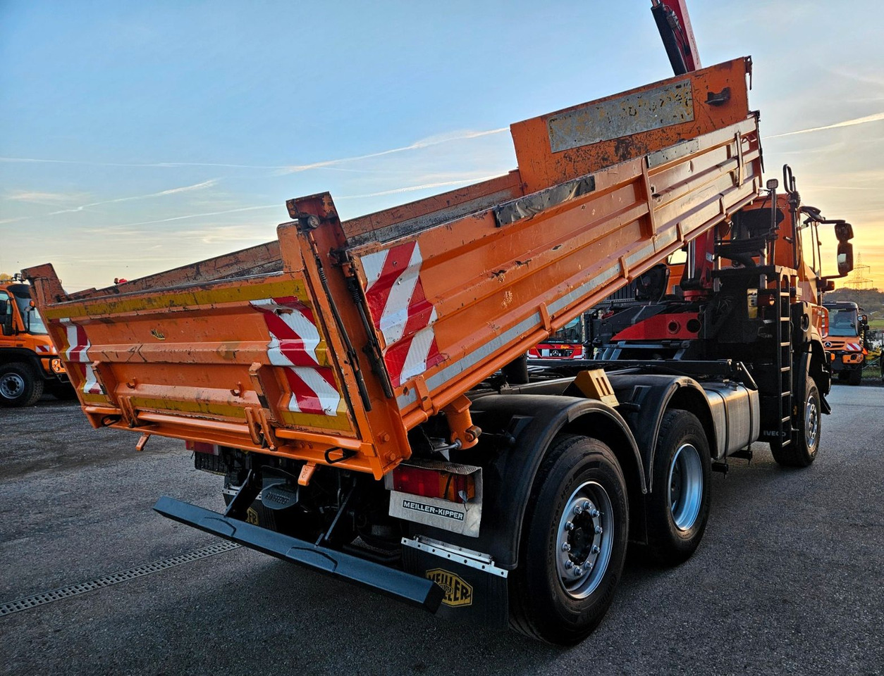 Iveco Trakker 410 6x4-4 EEV Palfinger PK12502 Funk - Kipper vrachtwagen, Kraanwagen: afbeelding 4 Iveco Trakker 410 6x4-4 EEV Palfinger PK12502 Funk - Kipper vrachtwagen, Kraanwagen: afbeelding 4