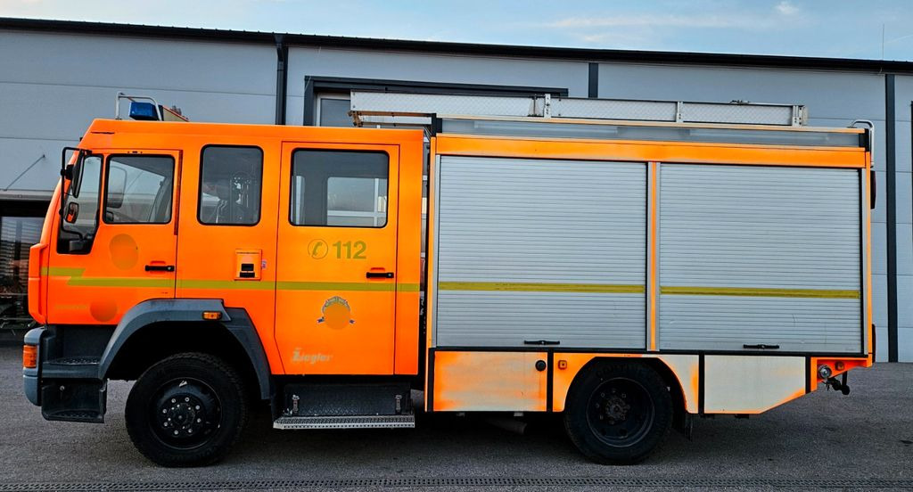MAN 14.224 L80 4x4 Feuerwehr LF16 Ziegler MAN 14.224 L80 4x4 Feuerwehr LF16 Ziegler - Brandweerwagen: afbeelding 2 MAN 14.224 L80 4x4 Feuerwehr LF16 Ziegler MAN 14.224 L80 4x4 Feuerwehr LF16 Ziegler - Brandweerwagen: afbeelding 2