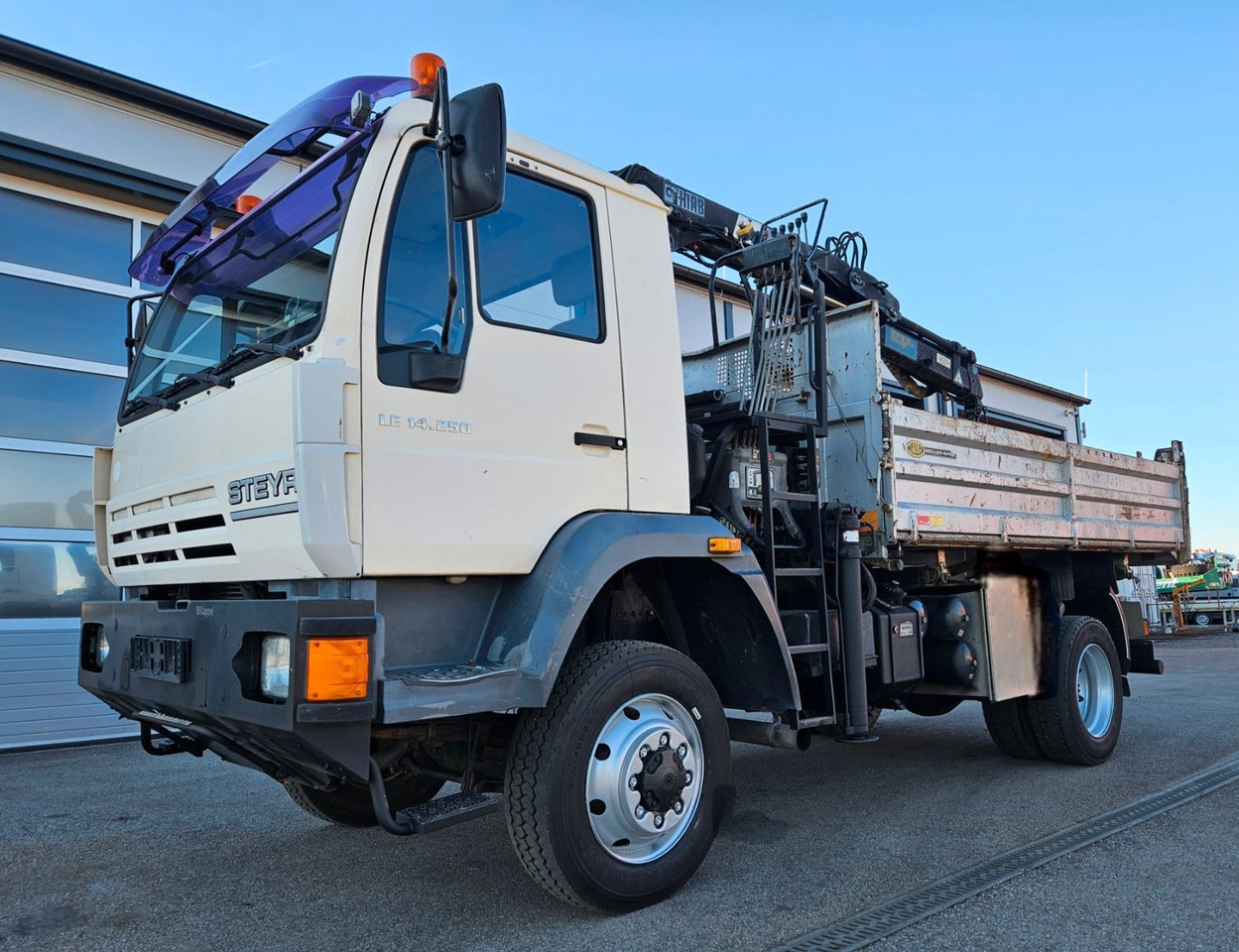 MAN LE 14.250 4x4 HIAB 077BS-2 Kran Greifer - Kipper vrachtwagen, Kraanwagen: afbeelding 5 MAN LE 14.250 4x4 HIAB 077BS-2 Kran Greifer - Kipper vrachtwagen, Kraanwagen: afbeelding 5