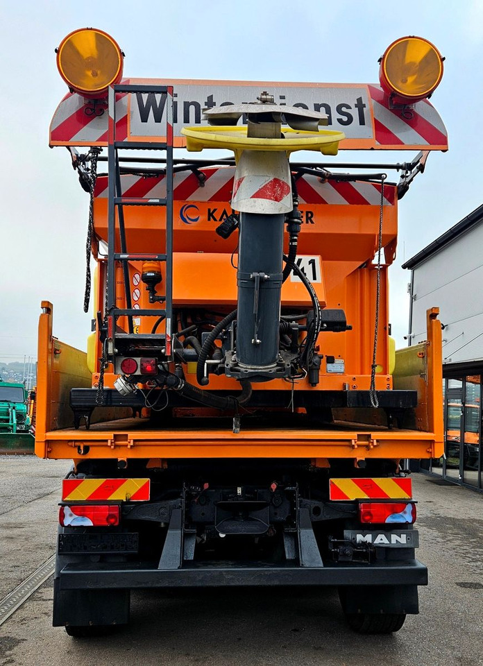 MAN TGA 28.400 6x4-4 Winterdienst - Kipper vrachtwagen: afbeelding 4 MAN TGA 28.400 6x4-4 Winterdienst - Kipper vrachtwagen: afbeelding 4