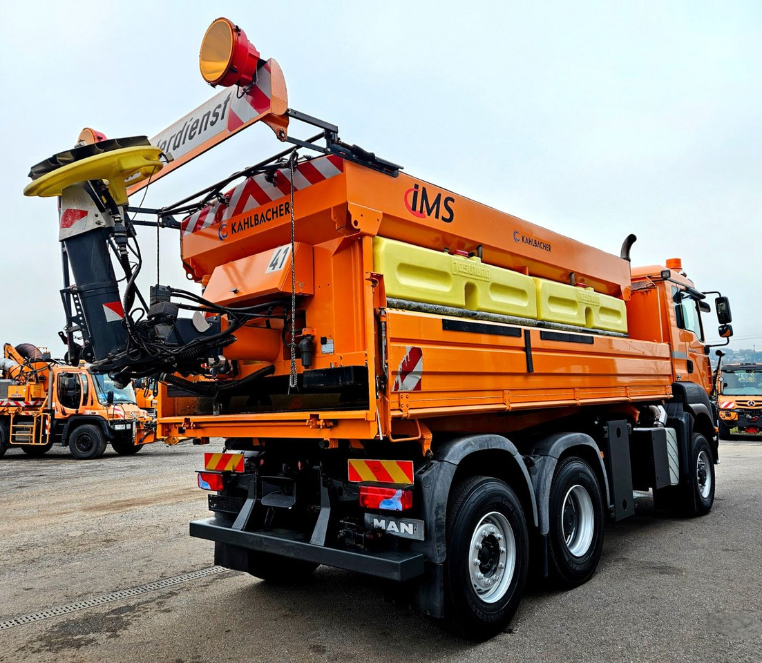MAN TGA 28.400 6x4-4 Winterdienst - Kipper vrachtwagen: afbeelding 3 MAN TGA 28.400 6x4-4 Winterdienst - Kipper vrachtwagen: afbeelding 3
