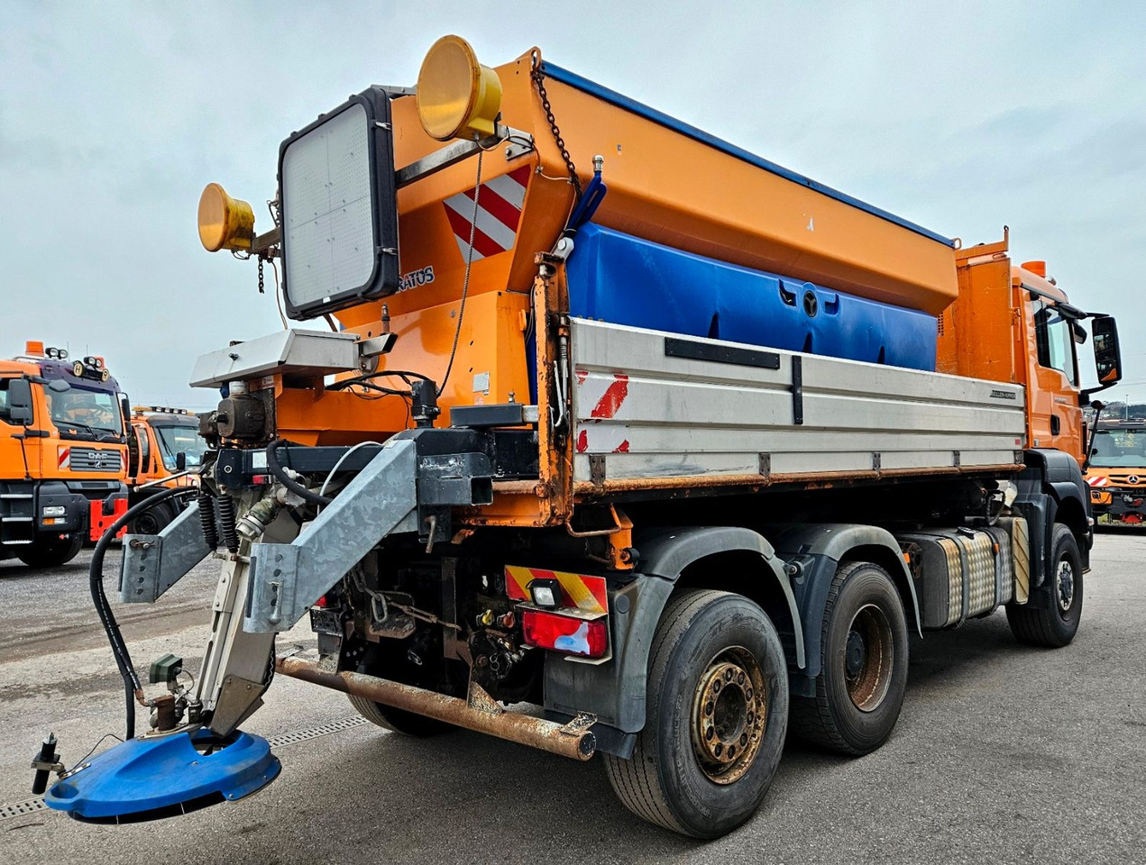 MAN TGS 28.400 6x4-4 BL Winterdienst Schmidt Euro5 - Kipper vrachtwagen: afbeelding 3 MAN TGS 28.400 6x4-4 BL Winterdienst Schmidt Euro5 - Kipper vrachtwagen: afbeelding 3