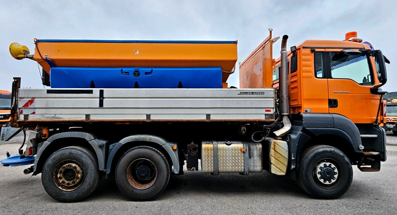 MAN TGS 28.400 6x4-4 BL Winterdienst Schmidt Euro5 - Kipper vrachtwagen: afbeelding 2 MAN TGS 28.400 6x4-4 BL Winterdienst Schmidt Euro5 - Kipper vrachtwagen: afbeelding 2