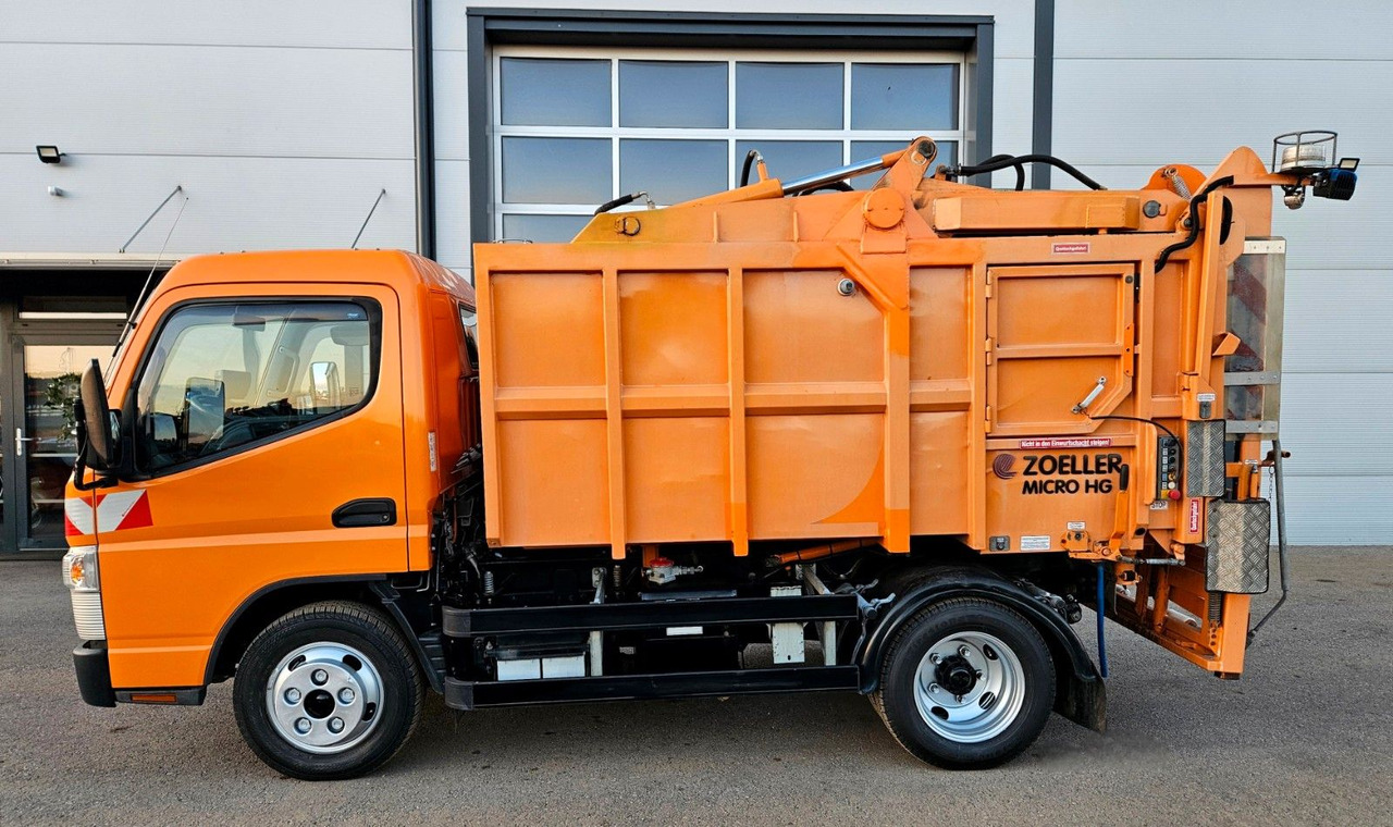 Mitsubishi Fuso Canter 6S15 Zoeller Micro Müllpresse - Vuilniswagen: afbeelding 2 Mitsubishi Fuso Canter 6S15 Zoeller Micro Müllpresse - Vuilniswagen: afbeelding 2