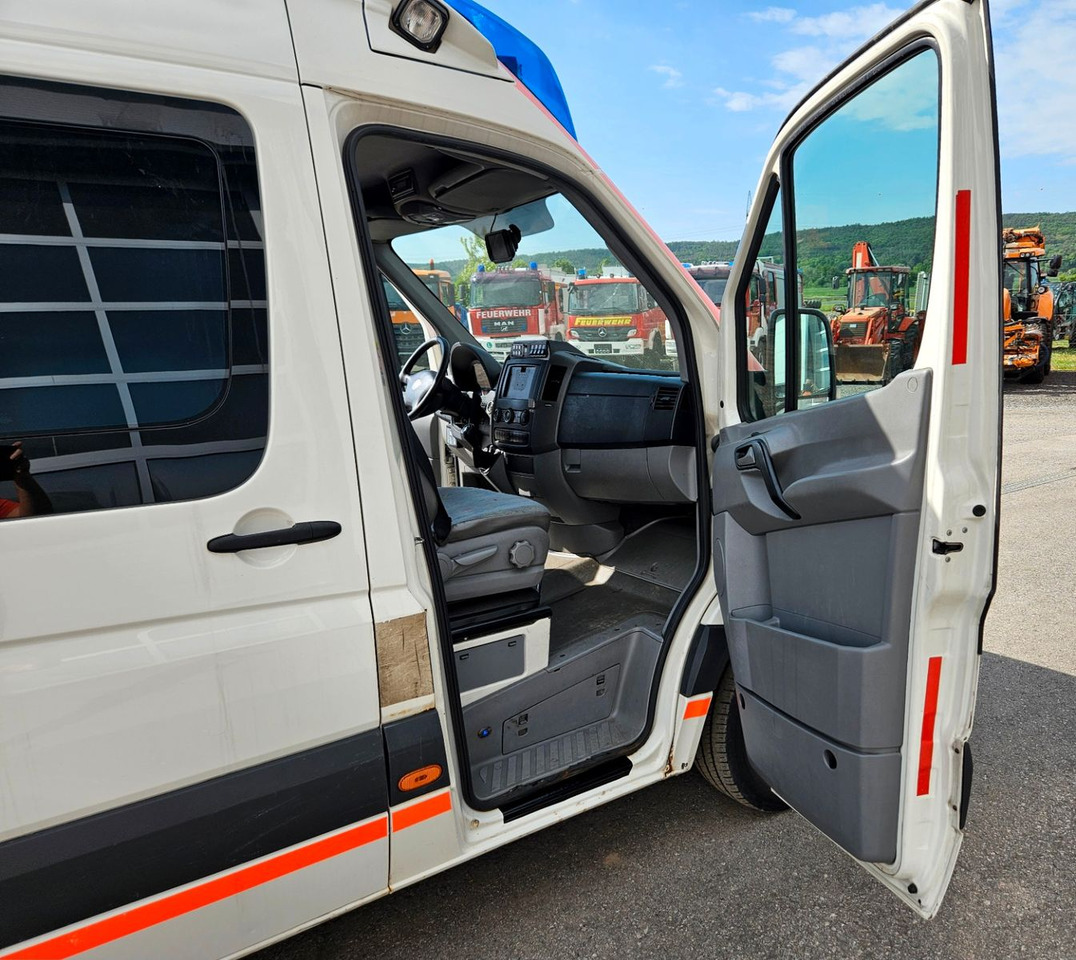 Ambulance Volkswagen CRAFTER TDI Ambulance RTW L2H2 DLOUHY: afbeelding 14