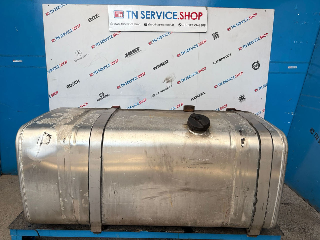 Serbatoio gasolio Iveco - Brandstoftank voor Bedrijfswagen: afbeelding 1 Serbatoio gasolio Iveco - Brandstoftank voor Bedrijfswagen: afbeelding 1