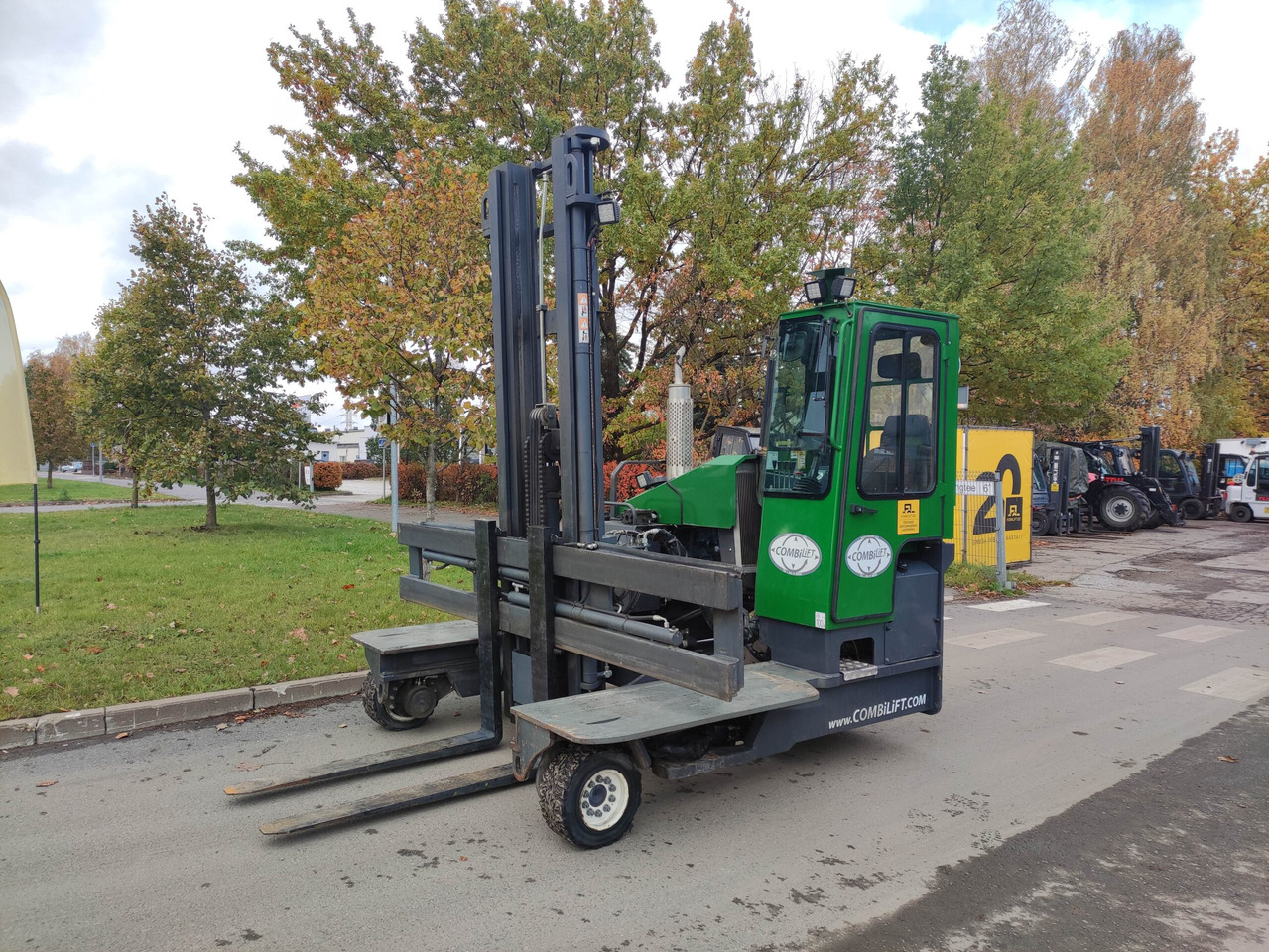 Combilift C4500 - Zijlader: afbeelding 1 Combilift C4500 - Zijlader: afbeelding 1