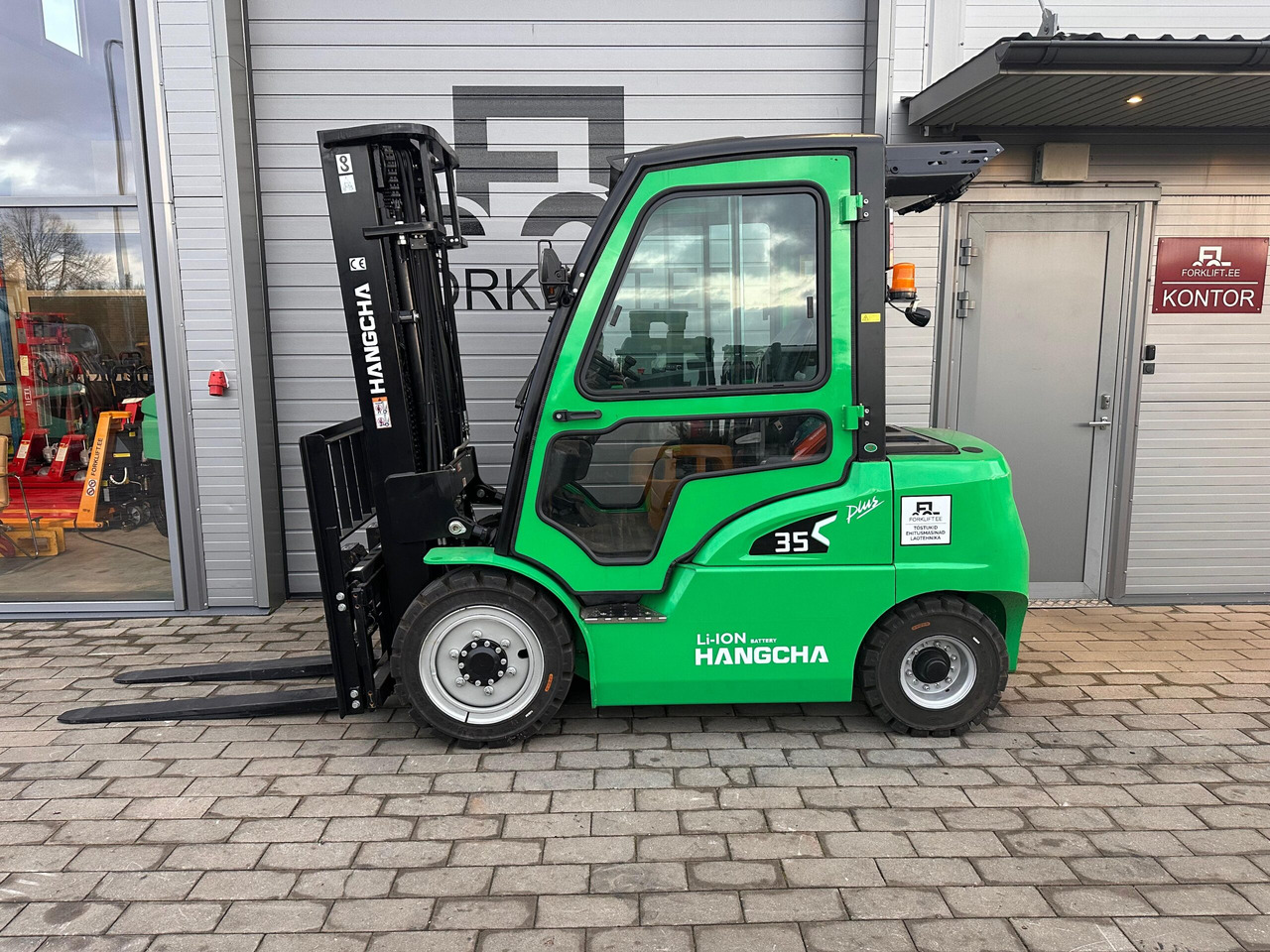 HC XH CPD35-XY2G-SI24 (309V Li-ion aku) - Elektrische heftruck: afbeelding 2 HC XH CPD35-XY2G-SI24 (309V Li-ion aku) - Elektrische heftruck: afbeelding 2
