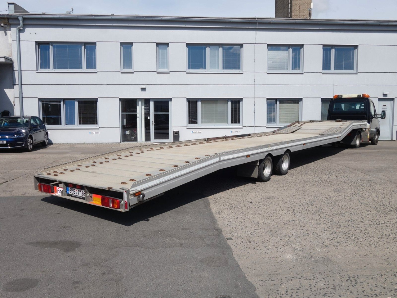 Iveco Daily 35C17 mit Anhänger für 3 PKW - Autovrachtwagen vrachtwagen: afbeelding 4 Iveco Daily 35C17 mit Anhänger für 3 PKW - Autovrachtwagen vrachtwagen: afbeelding 4