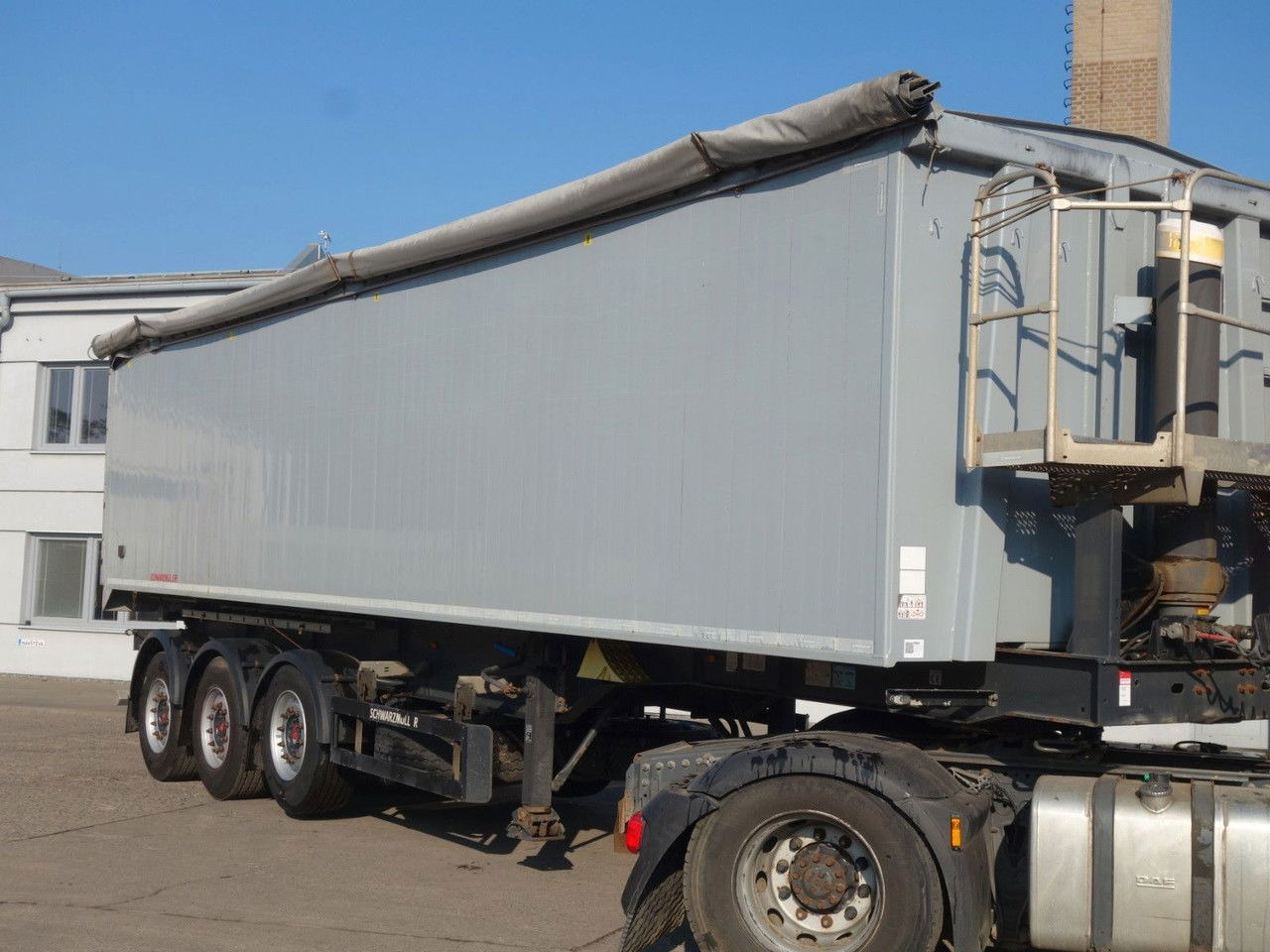 Schwarzmüller Alu Kipper, 50 cm3, Rollplane, Liftachse, SAF - Kipper oplegger: afbeelding 3 Schwarzmüller Alu Kipper, 50 cm3, Rollplane, Liftachse, SAF - Kipper oplegger: afbeelding 3