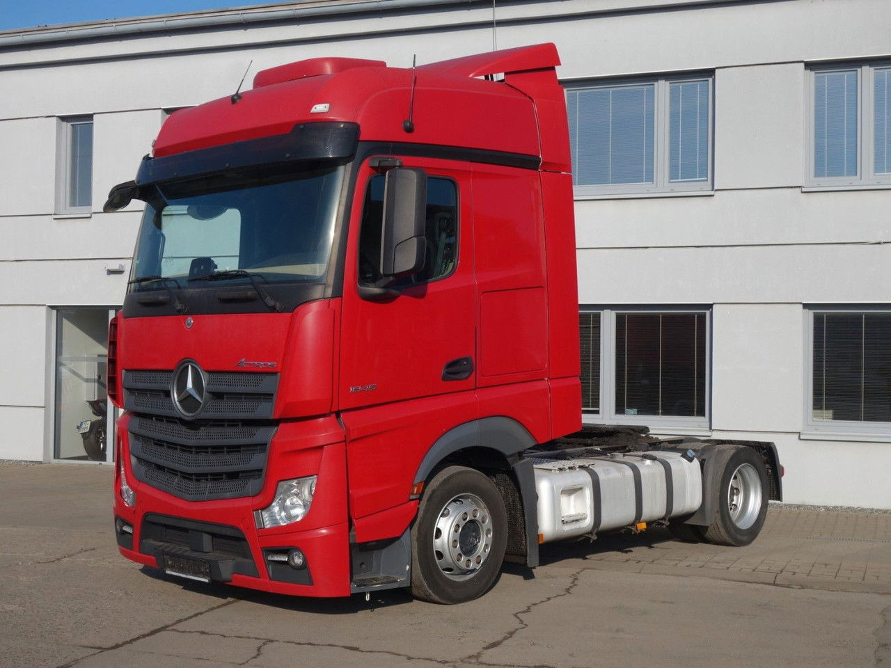 Mercedes-Benz Actros 1845 Lsnrl, Lowdeck, Standklima - Trekker: afbeelding 1 Mercedes-Benz Actros 1845 Lsnrl, Lowdeck, Standklima - Trekker: afbeelding 1