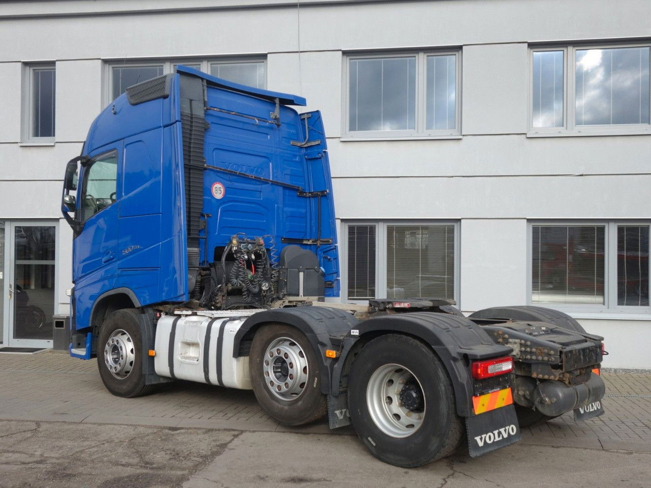 Volvo FH 13.500 EEV XL 6x2 Hydraulik kipper - Trekker: afbeelding 4 Volvo FH 13.500 EEV XL 6x2 Hydraulik kipper - Trekker: afbeelding 4