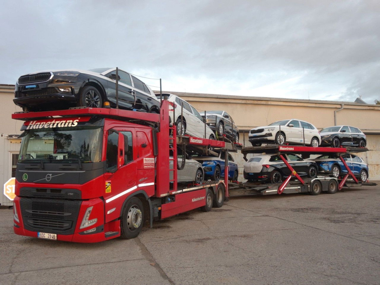 Volvo FM 13 460 6x2 Kässbohrer Metago - Supertrans - Autovrachtwagen vrachtwagen: afbeelding 2 Volvo FM 13 460 6x2 Kässbohrer Metago - Supertrans - Autovrachtwagen vrachtwagen: afbeelding 2