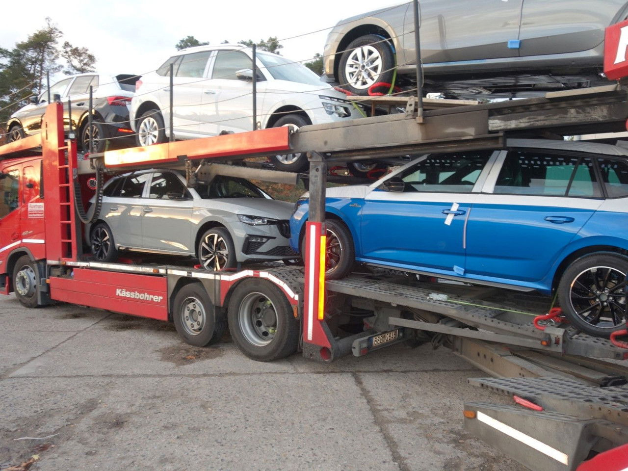 Volvo FM 13 460 6x2 Kässbohrer Metago - Supertrans - Autovrachtwagen vrachtwagen: afbeelding 4 Volvo FM 13 460 6x2 Kässbohrer Metago - Supertrans - Autovrachtwagen vrachtwagen: afbeelding 4