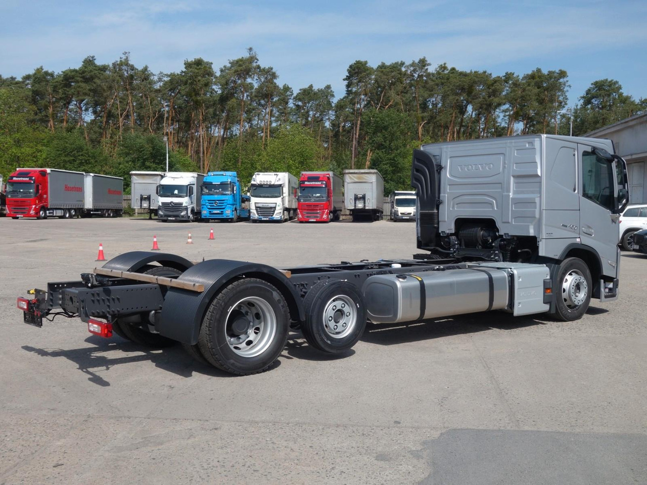 Volvo FM13 460 6x2 Neue RTO , Kassbohrer, Rolfo, Rimo - Chassis vrachtwagen: afbeelding 4 Volvo FM13 460 6x2 Neue RTO , Kassbohrer, Rolfo, Rimo - Chassis vrachtwagen: afbeelding 4