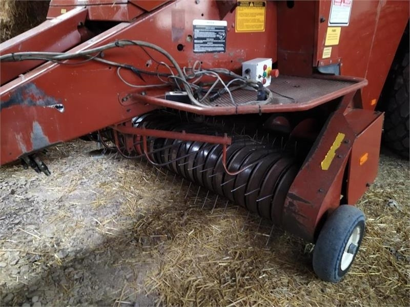 Hesston 4900 - Vierkante balenpers: afbeelding 4 Hesston 4900 - Vierkante balenpers: afbeelding 4