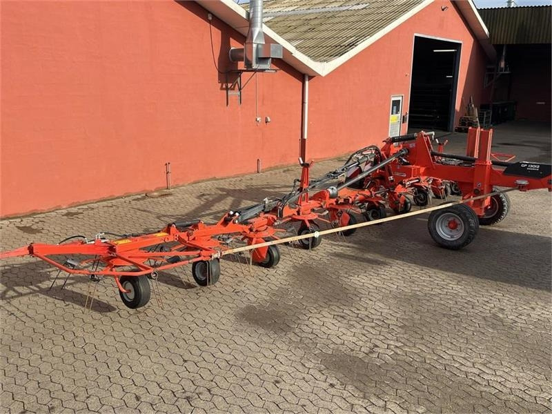 Kuhn GF13012 - Hooischudder: afbeelding 2 Kuhn GF13012 - Hooischudder: afbeelding 2