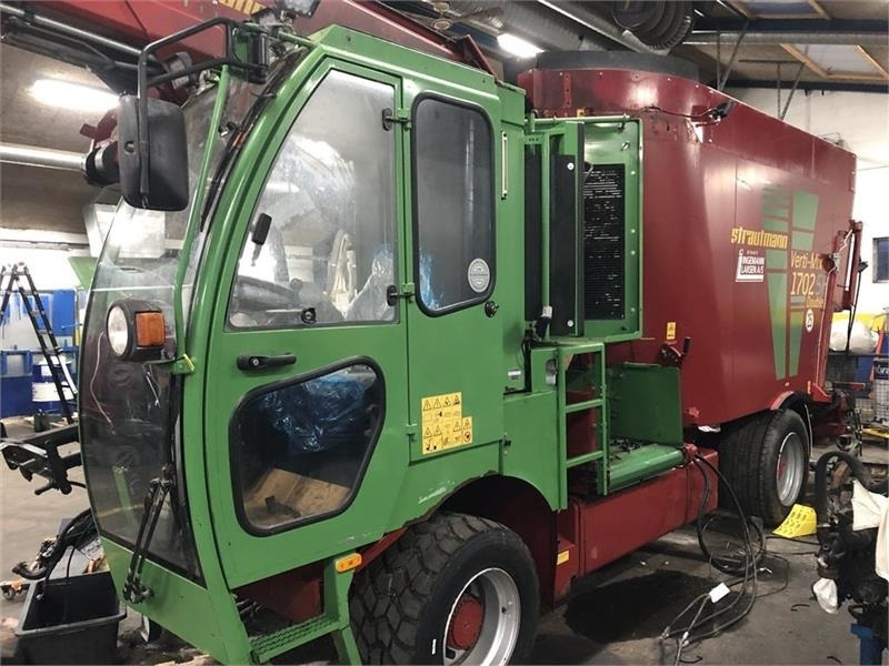 Strautmann Verti-Mix SF1702 Selvkørende blander - Voermengwagen: afbeelding 5 Strautmann Verti-Mix SF1702 Selvkørende blander - Voermengwagen: afbeelding 5