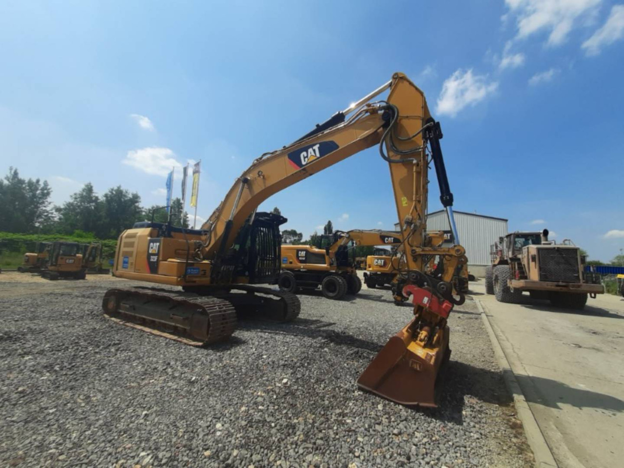 CAT 323FL - Rupsgraafmachine: afbeelding 2 CAT 323FL - Rupsgraafmachine: afbeelding 2