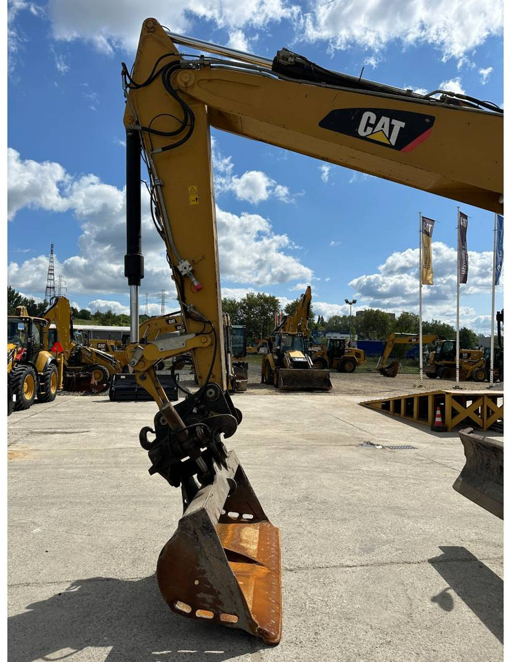 Mobiele graafmachine CAT M318F: afbeelding 17