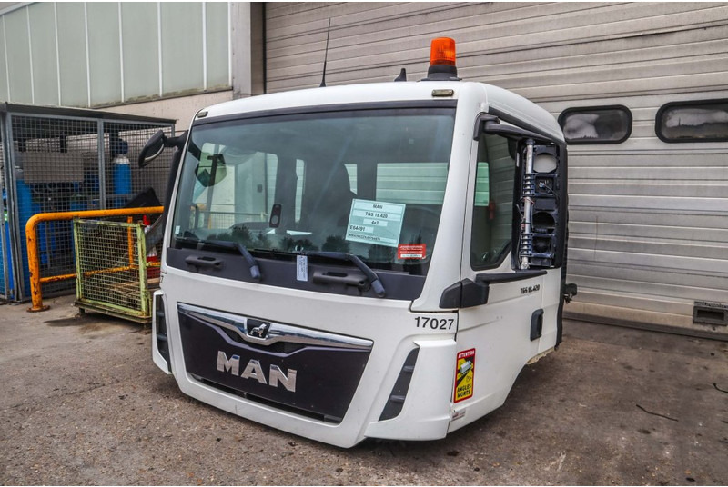 MAN F99L17 TGS EURO6 81.60000-7909 - Cabine en interieur voor Vrachtwagen: afbeelding 2 MAN F99L17 TGS EURO6 81.60000-7909 - Cabine en interieur voor Vrachtwagen: afbeelding 2